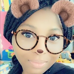 Meet your Posher, Sashanique